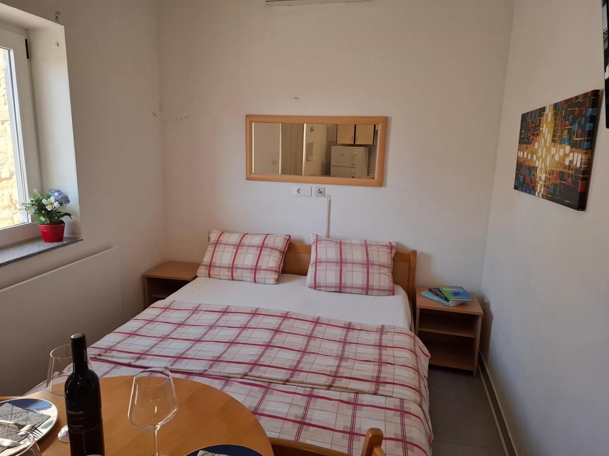 Apartment Kastilac Kaštela Eksteriør bilde