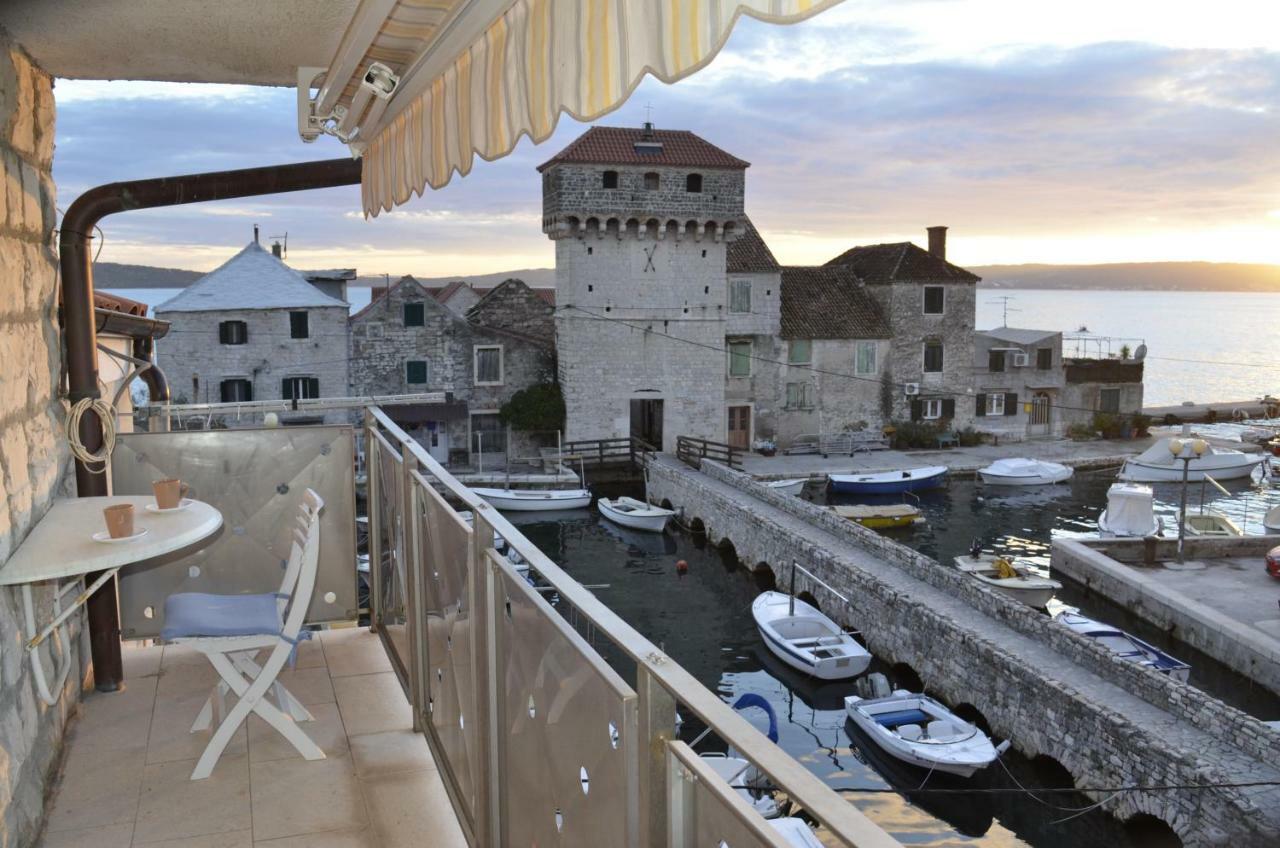 Apartment Kastilac Kaštela Eksteriør bilde